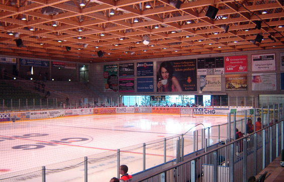 Datei:Eissporthalle Ravensburg.jpg