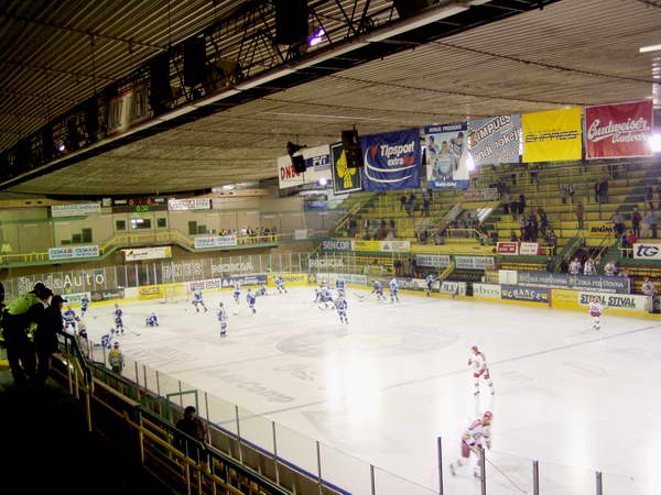 Datei:Stadionvsetin.jpg