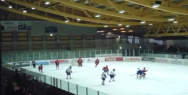 Datei:Sportzentrum Zuchwil.jpg